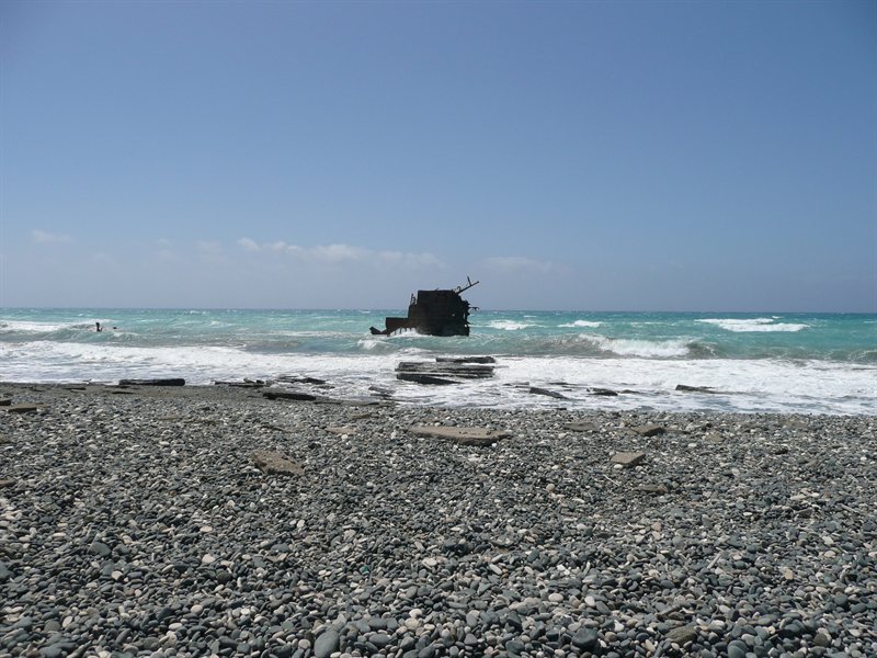 Wreck near Akrotiri