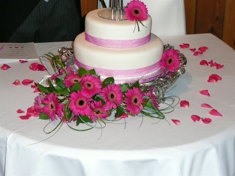 Cake and bouquet