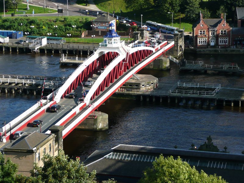 Swing bridge from the top of the Keep