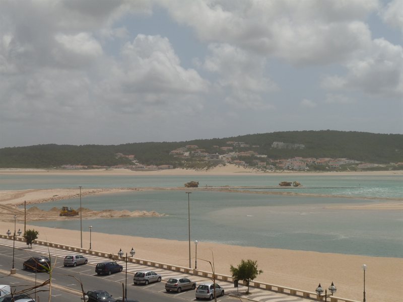 Obidos lagoon - dredging works