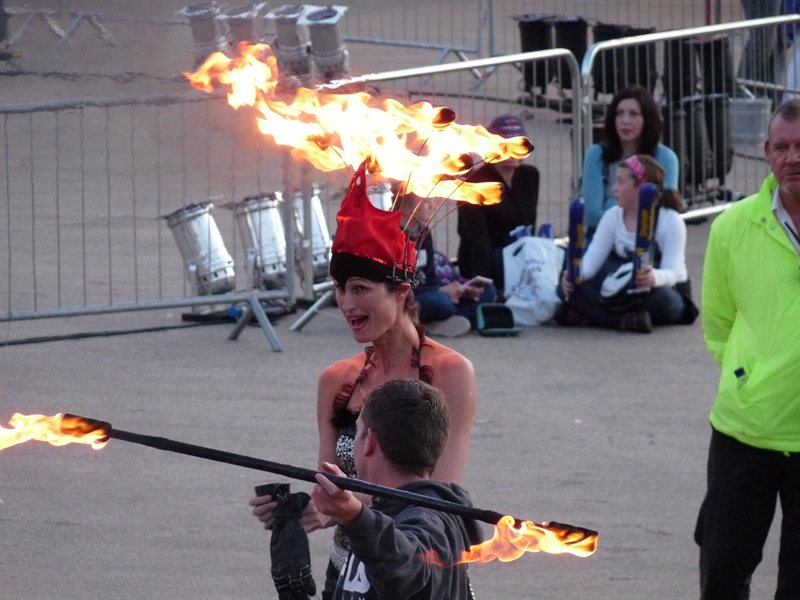 Street performer at WOW