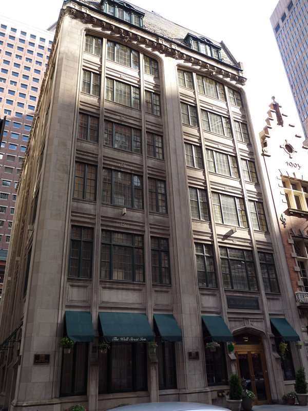 Wall Street Inn