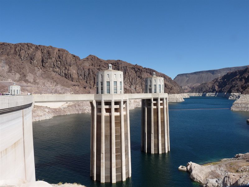 View from the Hoover Dam wall over Lake Mead