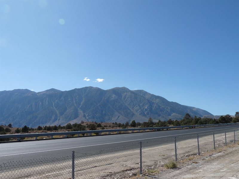 Views on the journey up from Beatty to Mammoth Lakes