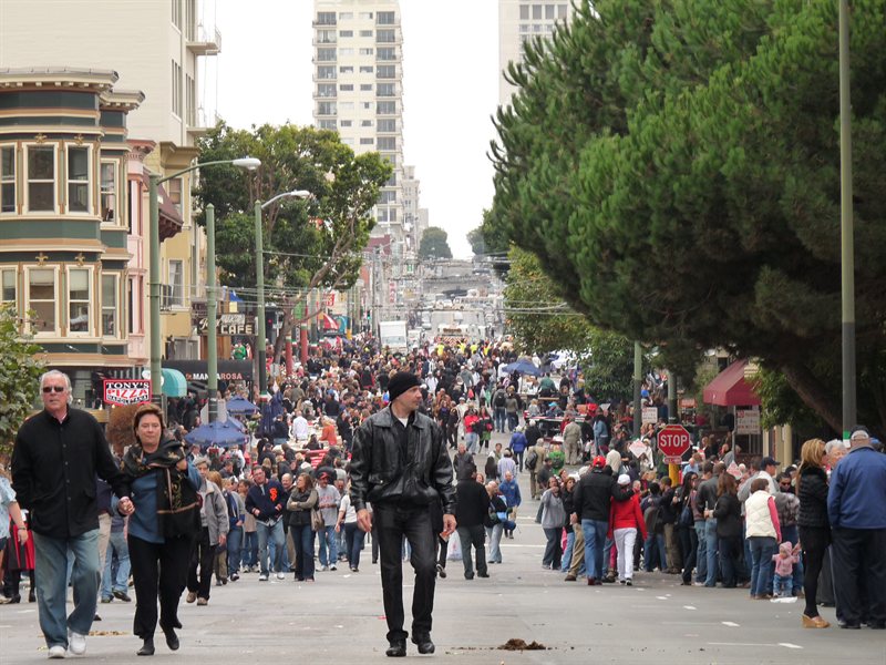People at the Italian Heritage Day celebrations