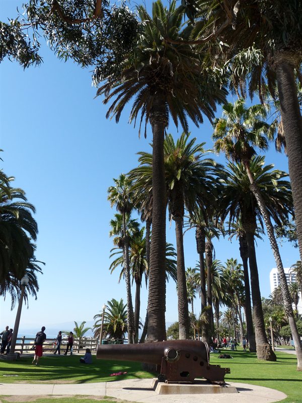 The Santa Monica promenade above the beach