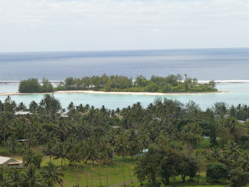 View over Muri Beach and the islands