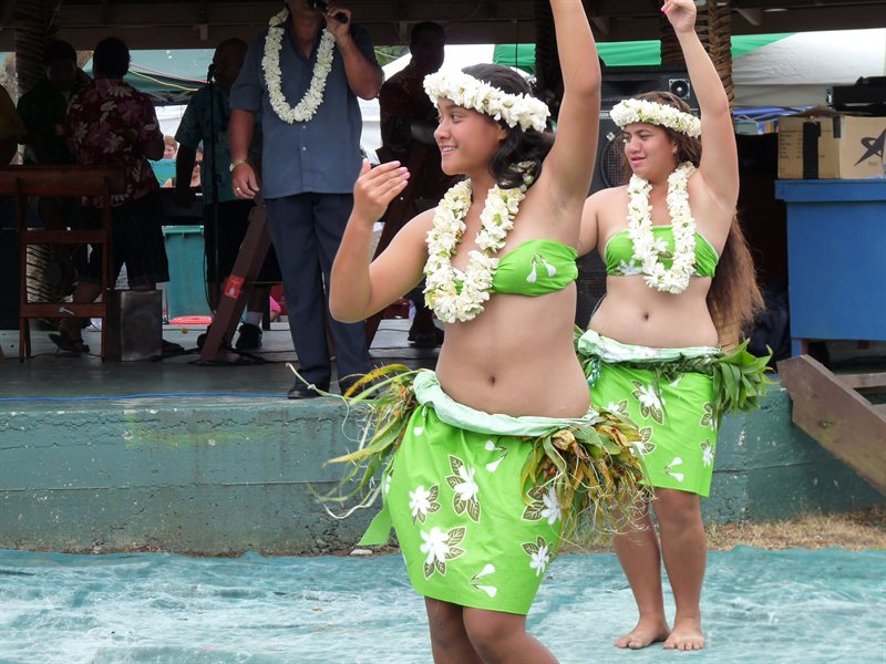 Dancers at the Saturday morning market