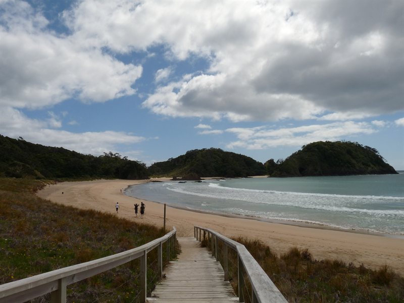 Matapouri Beach
