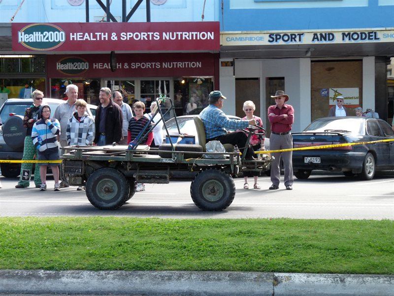 Memorial Day Parade in Hamilton