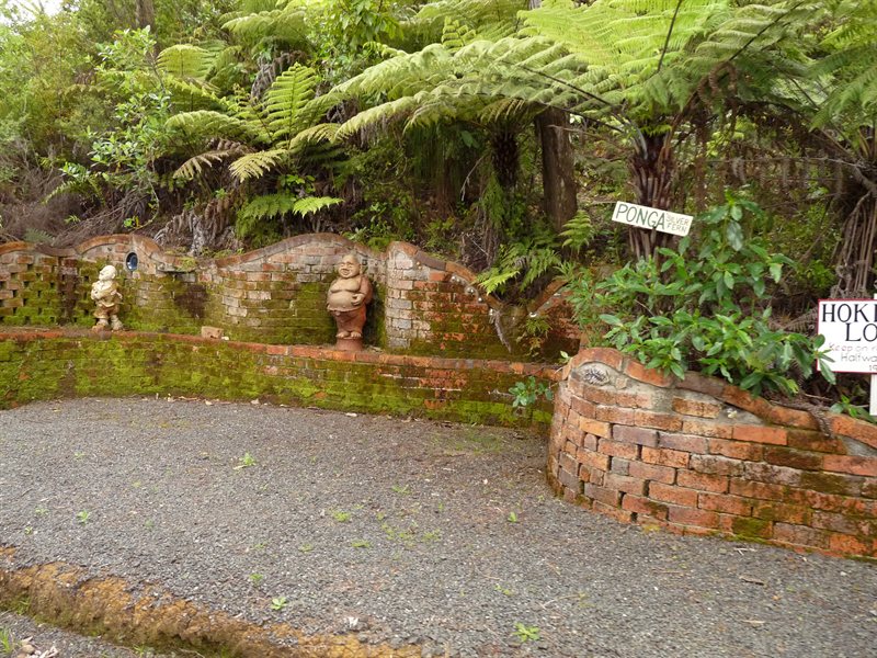 Sculptures along the line