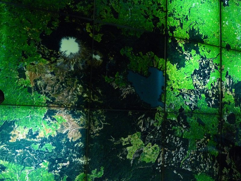 Lake Taupo on the interactive map of New Zealand at Te Papa