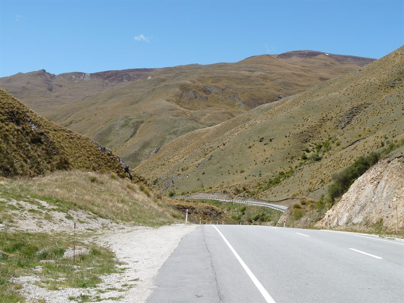 The road from Cardrona to Arrowtown