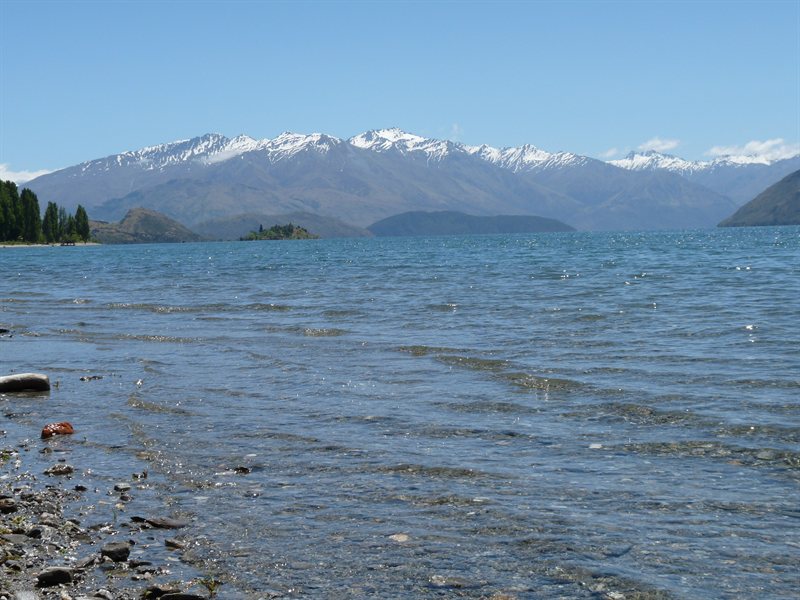 The view over Lake Wanaka from Wanaka