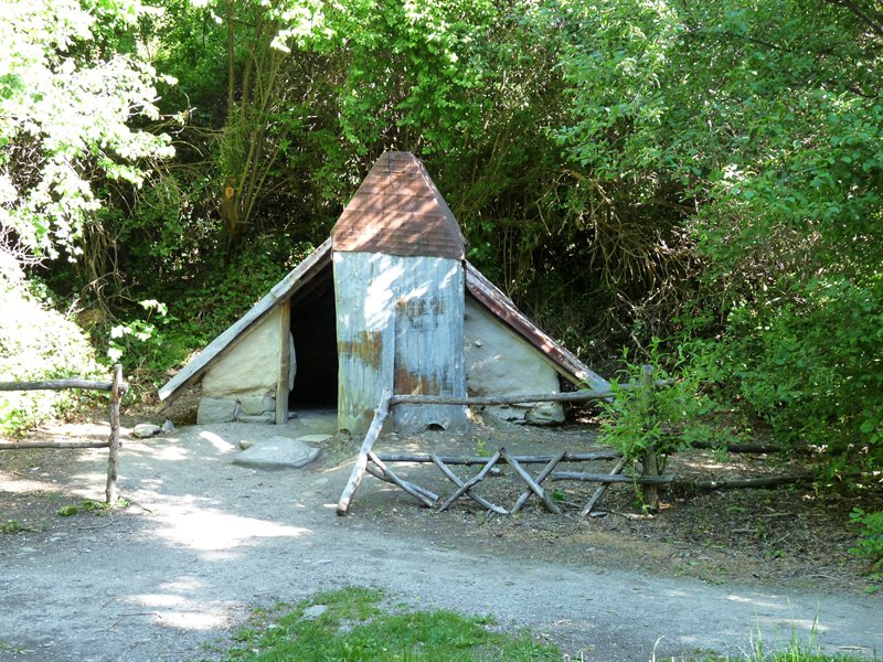 Restored hut in old Chinese settlement in Arrowtown