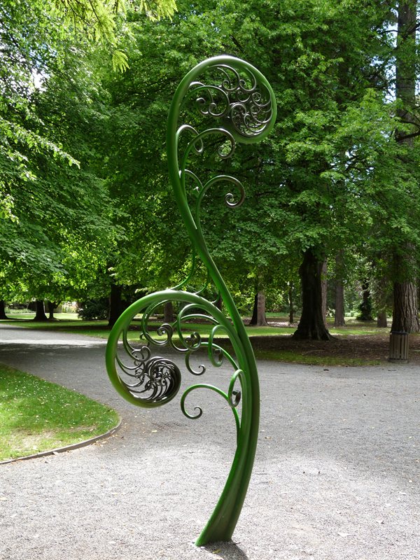 Fern sculpture at the botanic gardens