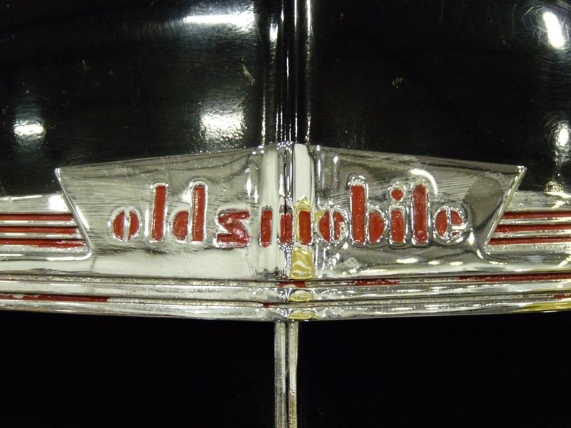 Oldsmobile badge