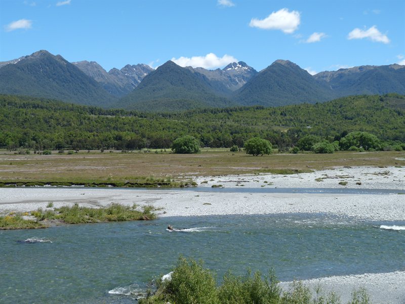 Mountain views over Lewis Pass