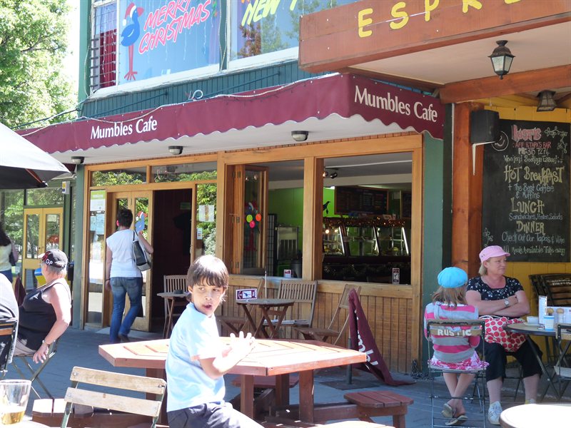 Mumbles cafe?  Taken a wrong turn?