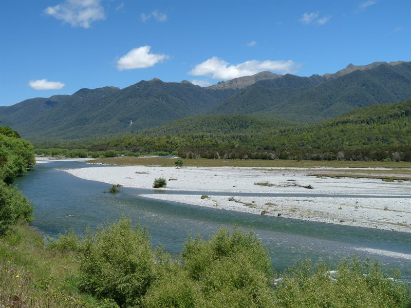 Mountain views over Lewis Pass