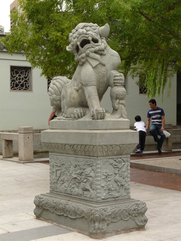 Statue outside the Chinese Gardens in Darling Harbour