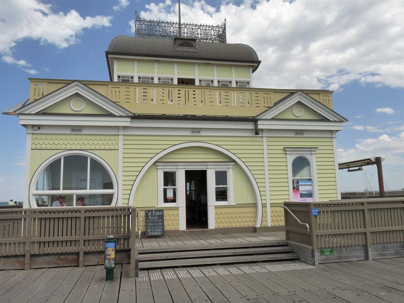 St Kilda Kiosk on the end of the pier