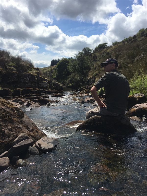 B09EC2A4-5526-4B3D-B60E-CCBE3A498509