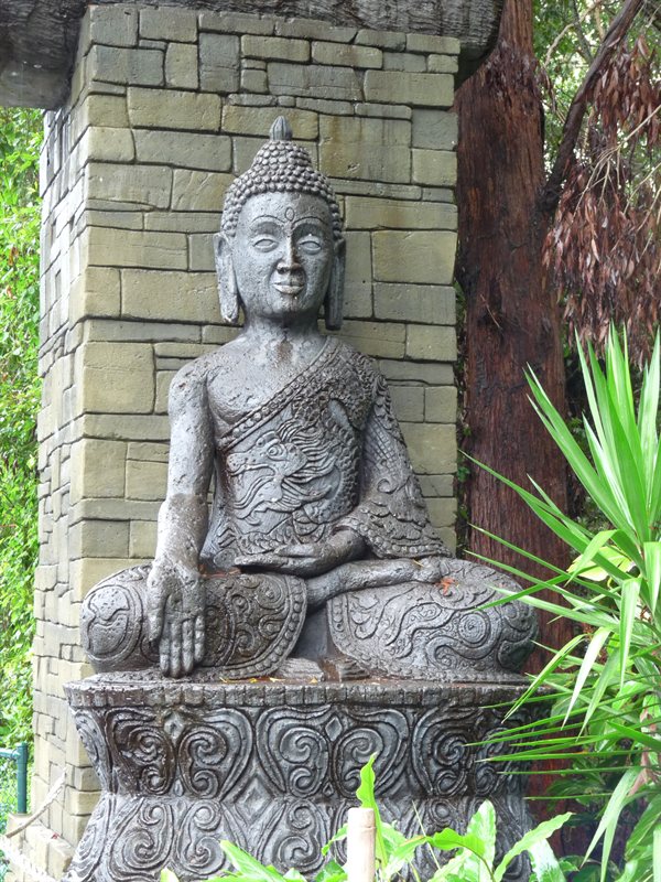 Buddha sculpture