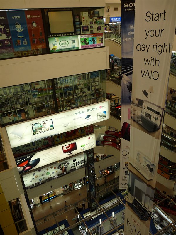 Sim Lim Square - electronics everywhere