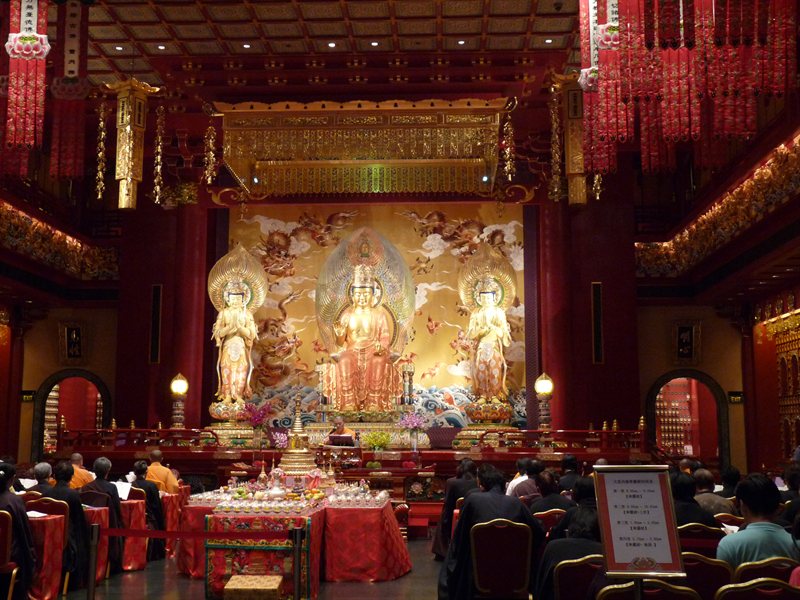 Inside the Buddha Tooth Relic Temple