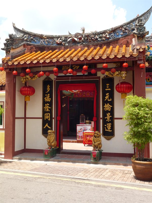 Entrance to a temple in Chinatown