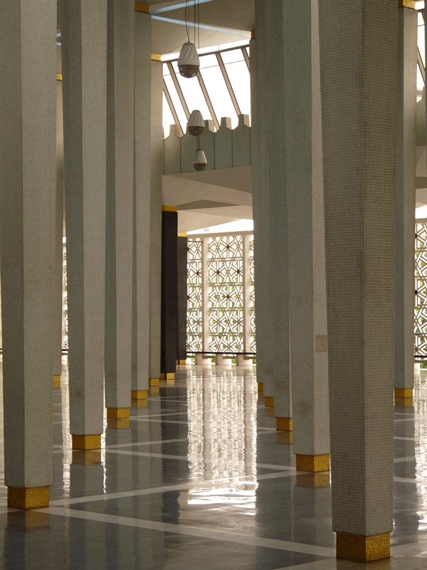 Inside the National Mosque