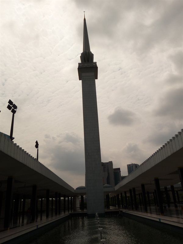 The tower at the National Mosque