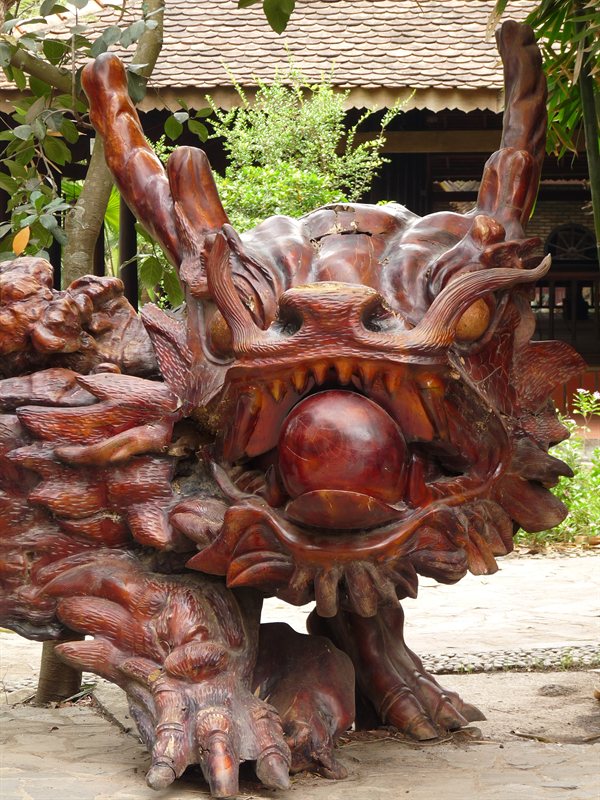 Statues at Mango Tree Park