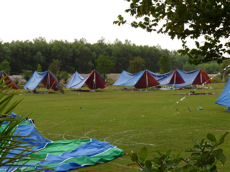 Camp being set up at Mango Tree Park