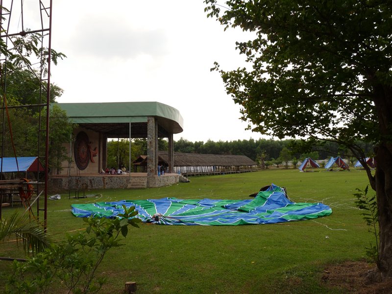 Camp being set up at Mango Tree Park
