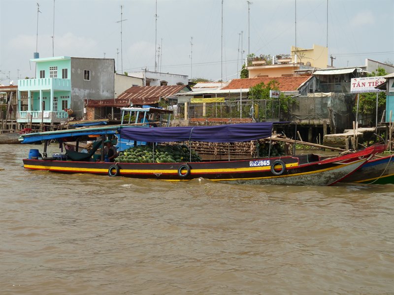 Floating market