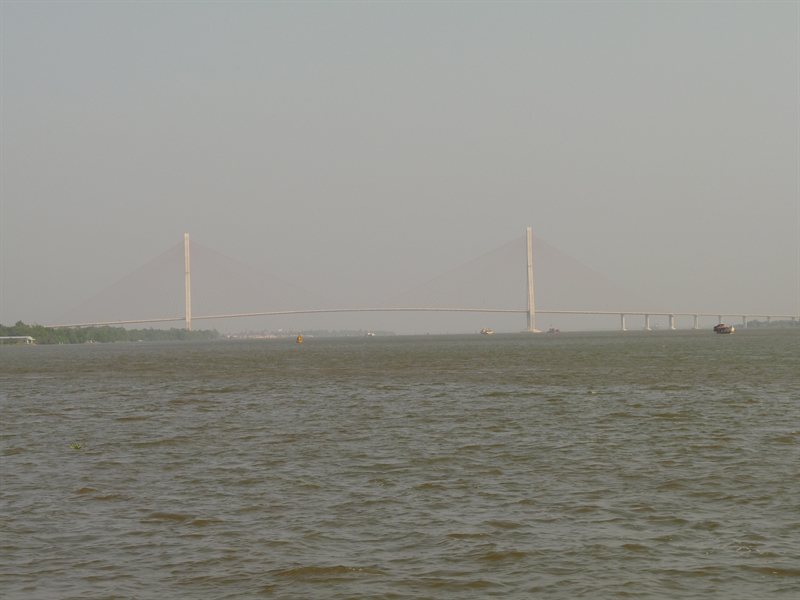 New suspension bridge across the Mekong