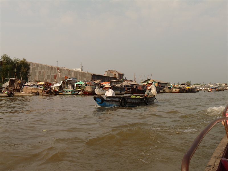 Floating market