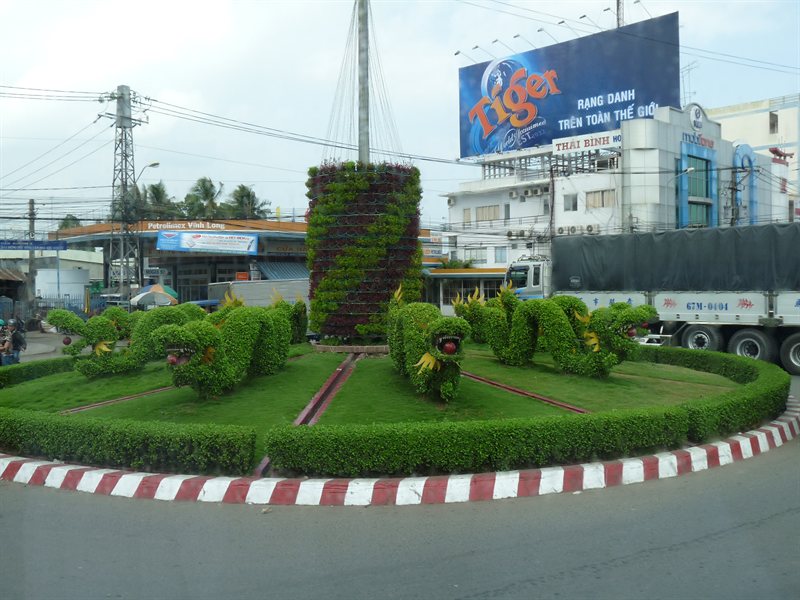 Topiary roundabout in Can Tho