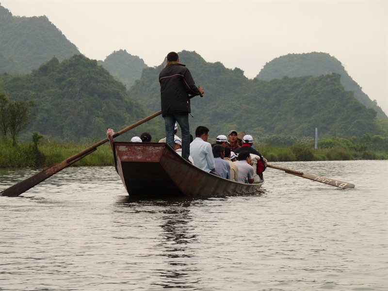 Travelling back up the river from the Perfume Pagoda