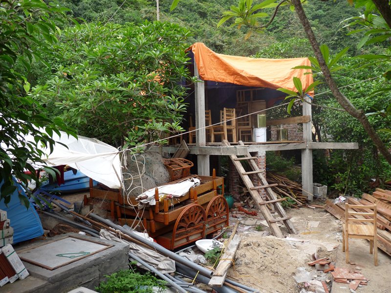 Construction work at Monkey Island Resort
