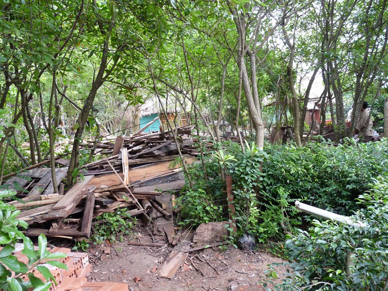 Construction work at Monkey Island Resort
