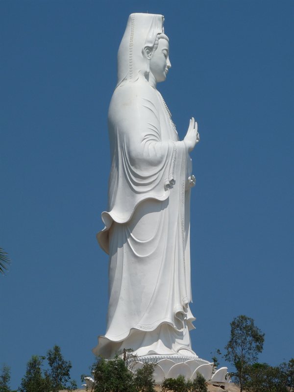 Giant Goddess of Mercy at Da Nang