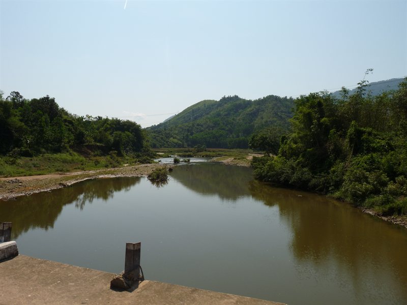 Views on the road to Da Nang