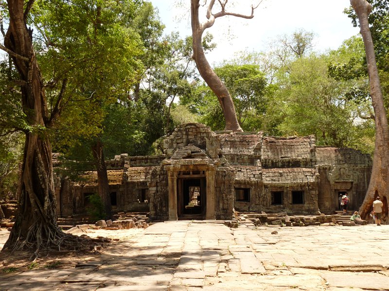The west gate to Ta Prohm