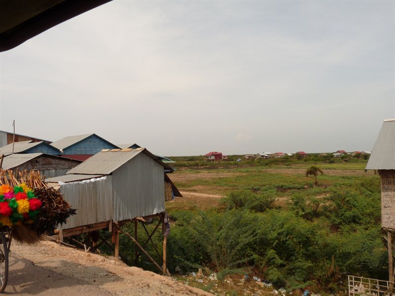 Village on the way to Chong Khneas floating village