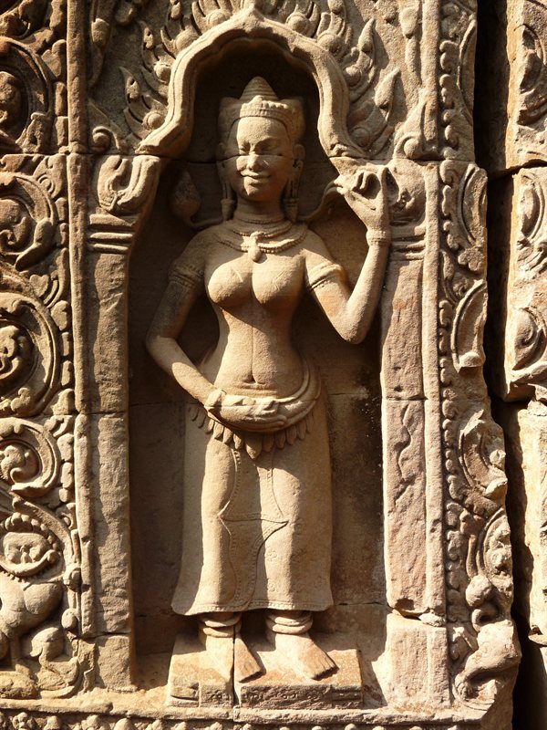 Apsara at Preah Khan temple