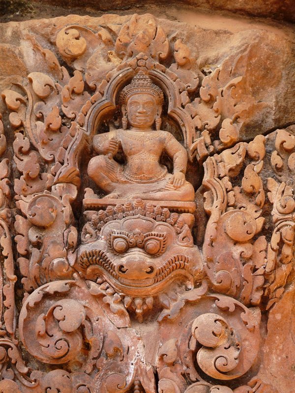 Carvings at Banteay Srei
