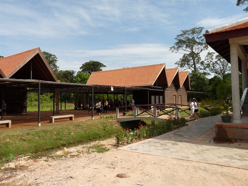 Arriving at Banteay Srei